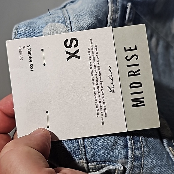 Kancan xs light wash polka dot mid rise jean shorts - Picture 7 of 8